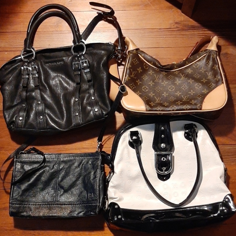 Handbags/Purses